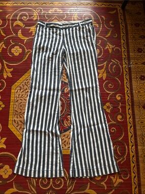 Striped navy & White pants